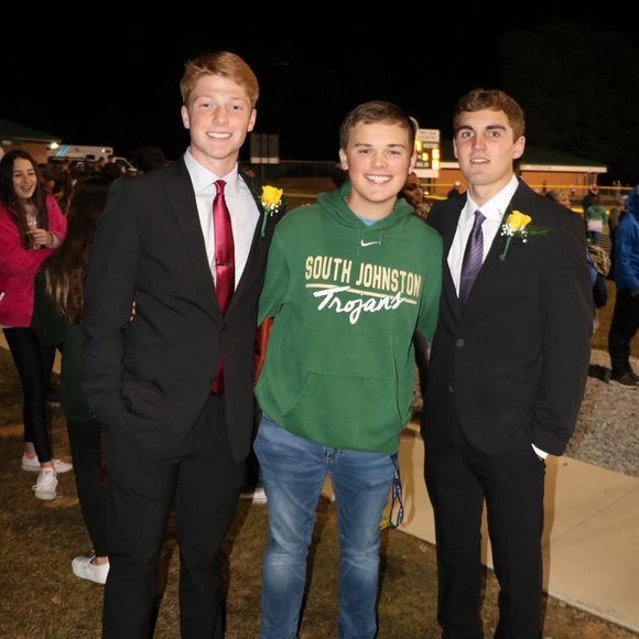 Meet your Posher, Alex - Picture 6 of 6